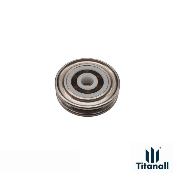 PAIR OF FUSION D29X7 PULLEYS WITH BEARING